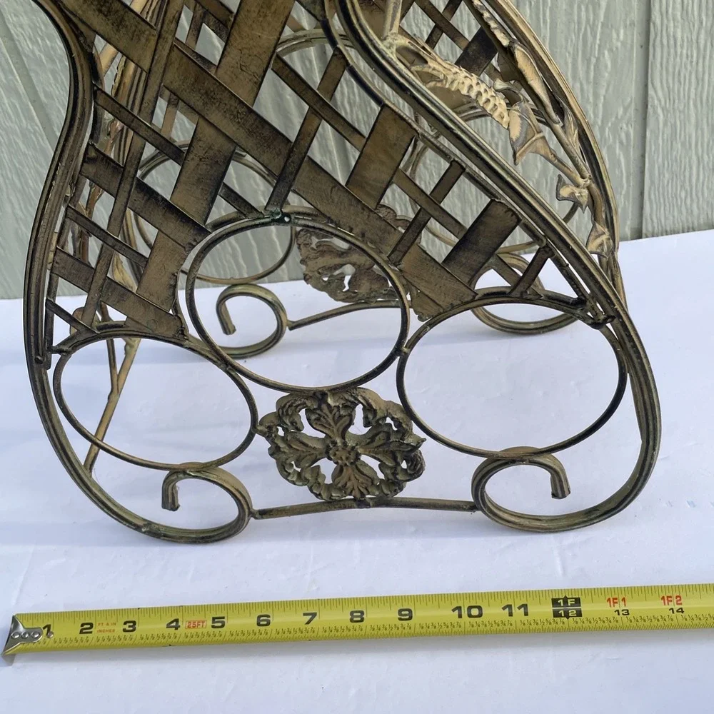Wine‎ Holder Metal Rack with Holder 3 bottle caddy Wrought Iron Sculpture Art